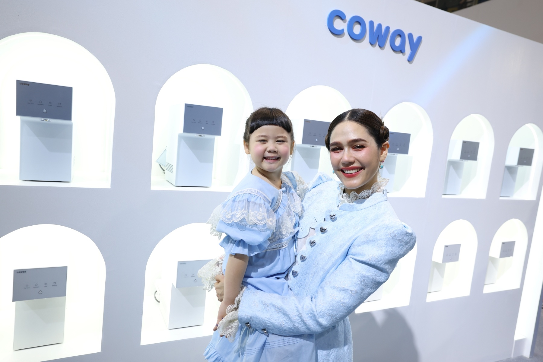 Presenter_1.JPG (351 KB)